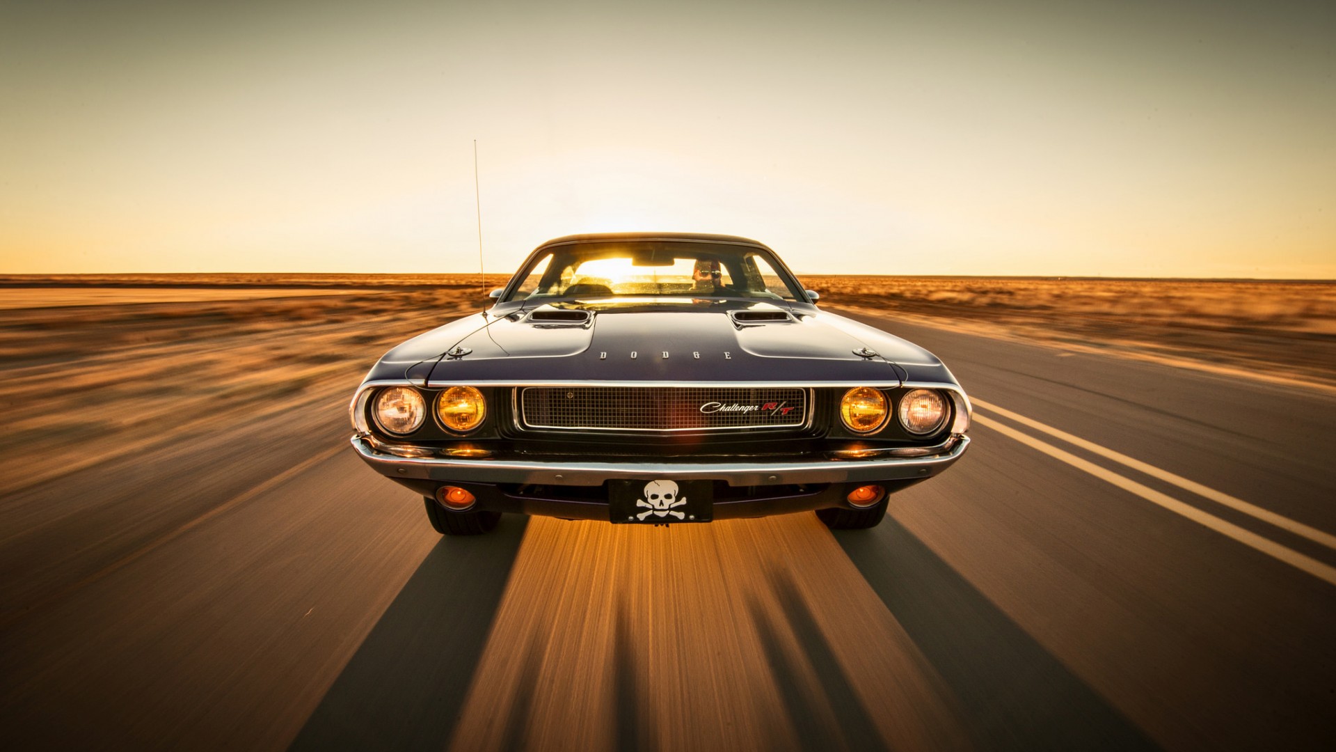 道奇时尚汽车壁纸 炫酷之道，一触即发